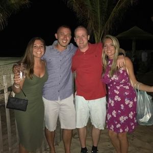 Meet your Posher, Robert